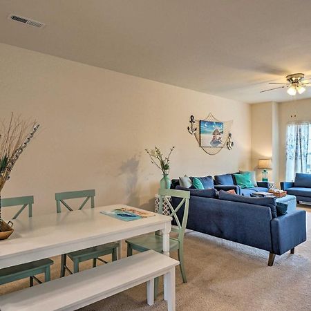 Modern Coastal Condo With Patio 1 Mi To Beaches! Каролина Бийч Екстериор снимка