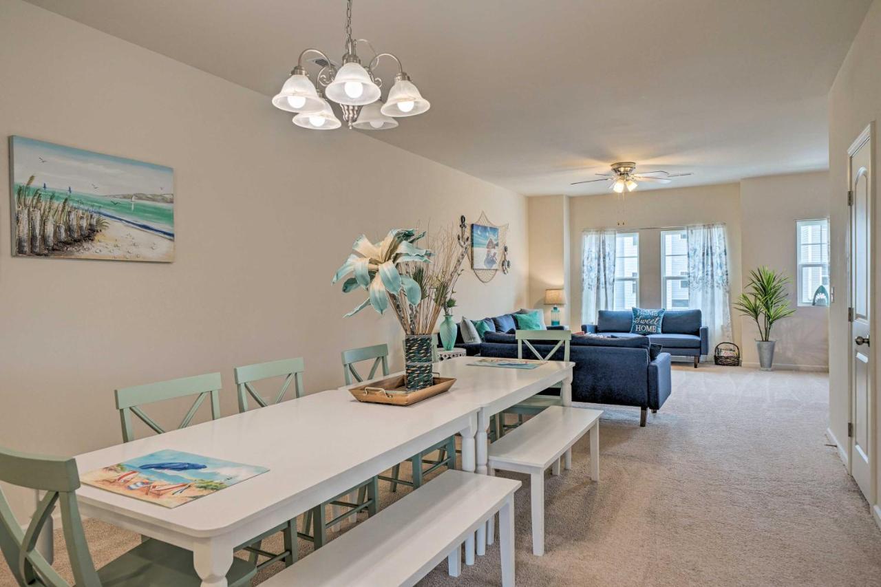 Modern Coastal Condo With Patio 1 Mi To Beaches! Каролина Бийч Екстериор снимка